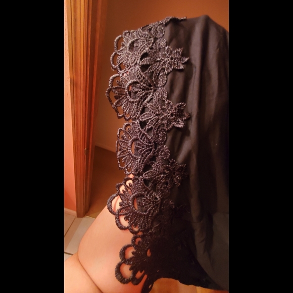 TeezeMe Size M Black Lace Cocktail Dress - Picture 2 of 5
